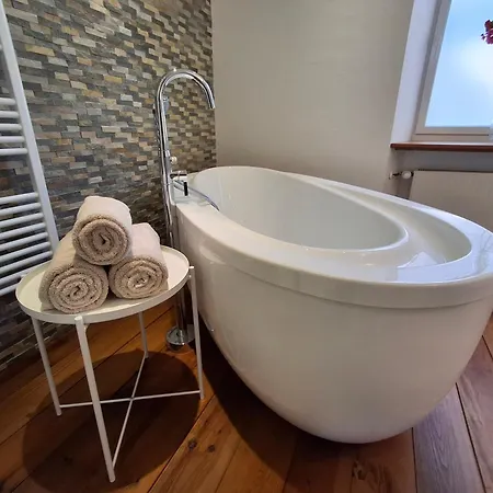 Oda ve Kahvaltı Haus Valmosa Valwig