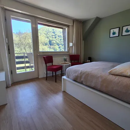 Haus Valmosa 3* Valwig