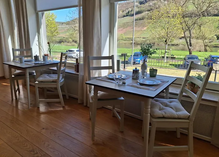 Oda ve Kahvaltı Haus Valmosa Valwig